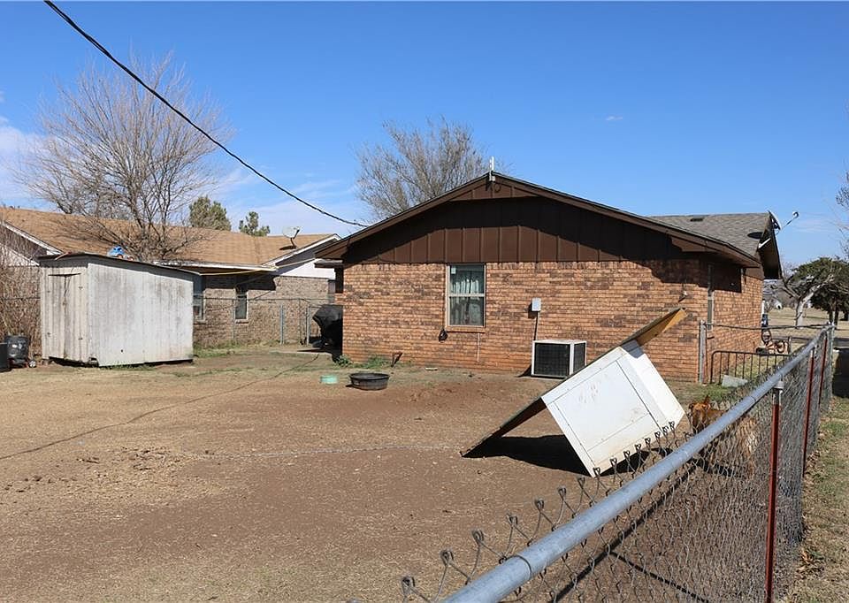 723 S Monroe St, Hobart, OK 73651 Zillow