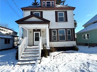 2 Beach Ave, Auburn, NY 13021