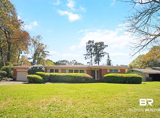 134 Fairway Dr, Daphne, AL 36526