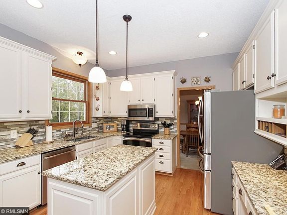 5th image of 16756 Candlewood Pkwy