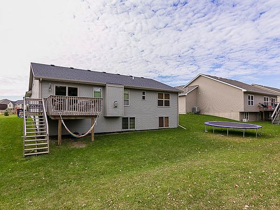 3rd image of 321 E Southside Dr