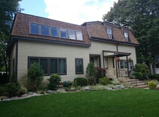 29 Gould St, West Roxbury, MA 02132