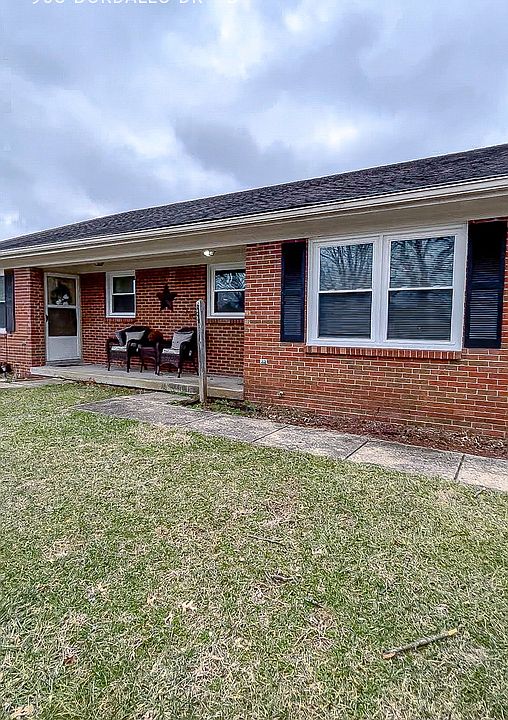 1st image of 908 Bordallo Dr #B
