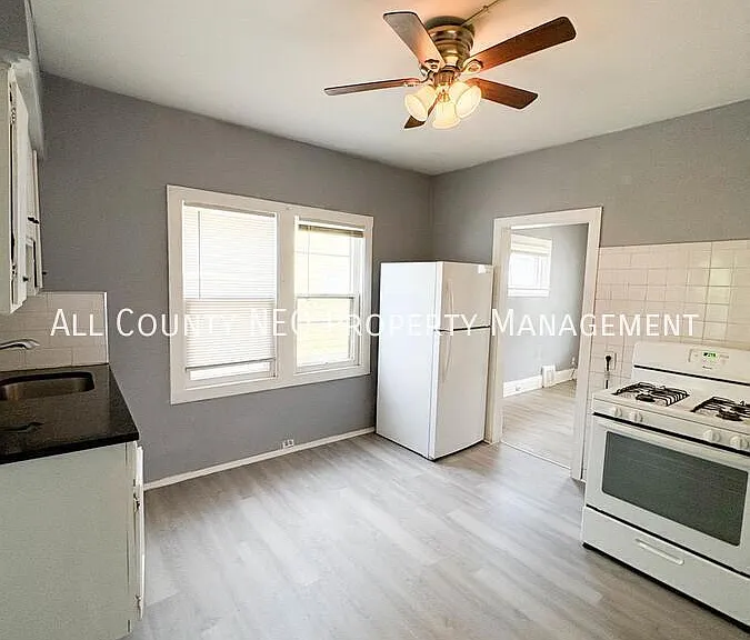 3452 W 91st St #DOWN — Photo 5
