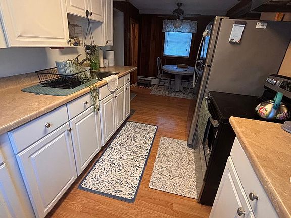 5th image of 142 Lake Iliff Rd