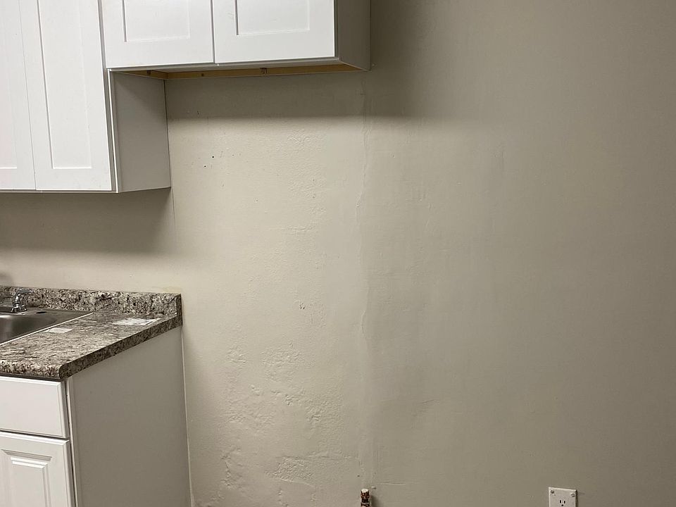 608 N Monongahela Ave 2, Glassport, PA 15045 Zillow