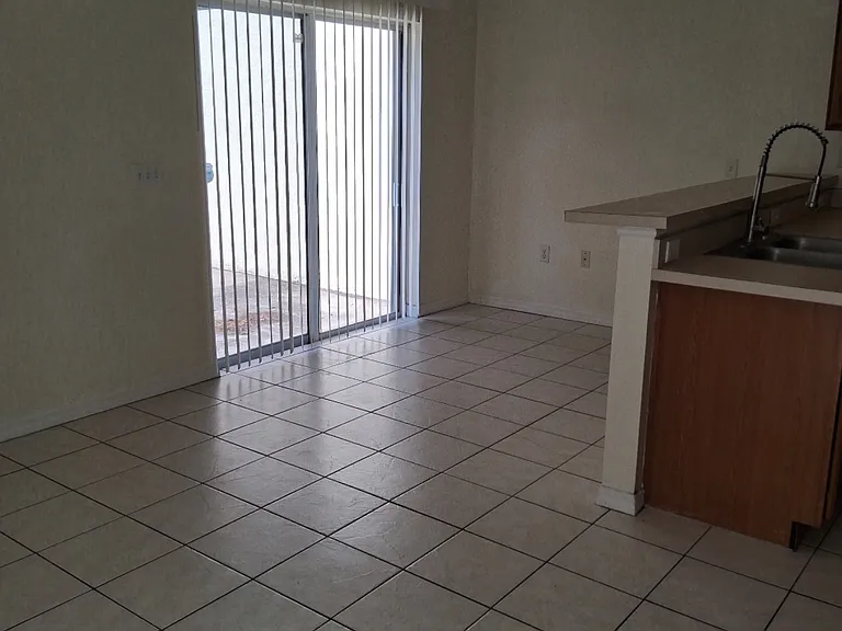 1119 Citrus Hill Ct — Photo 12