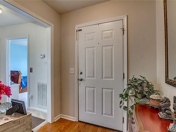 5th image of 1737 Crabtree Cir