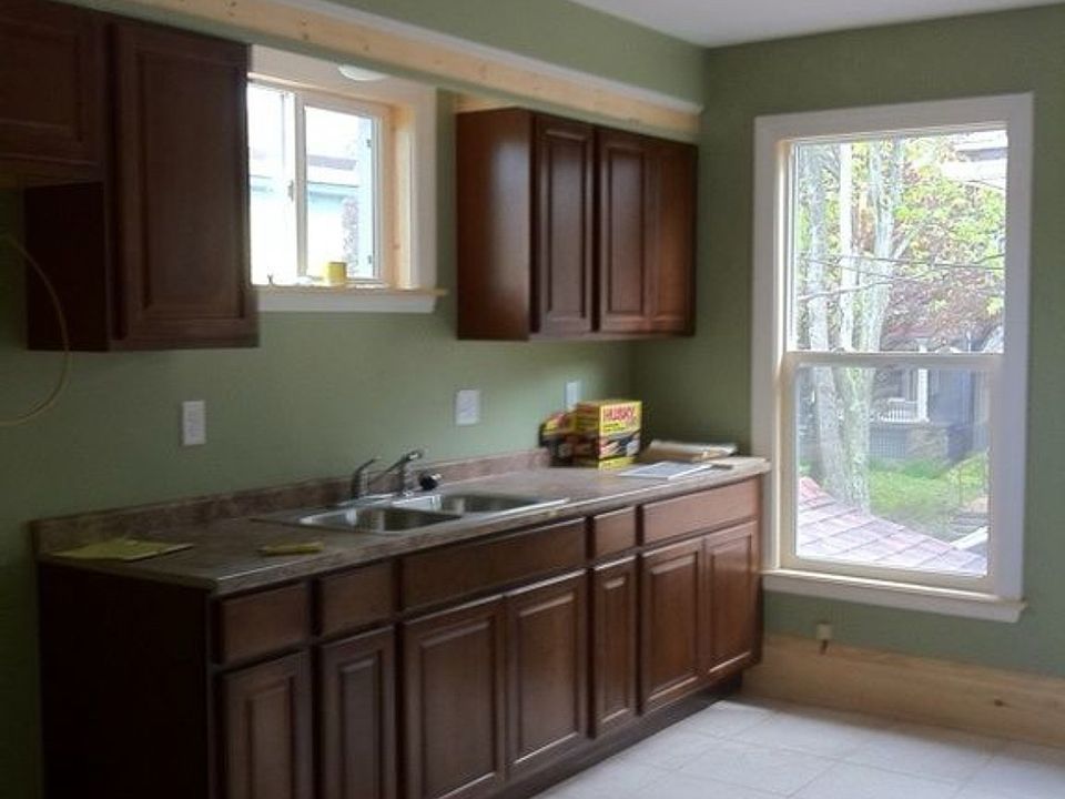 1st image of 313 Norwood Ave #2