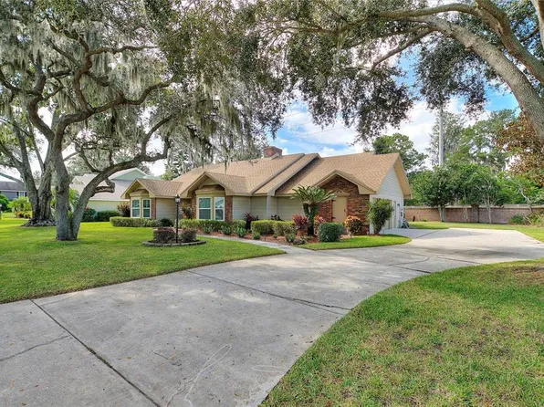 20 Bridgewater Dr, Winter Haven, FL 33884