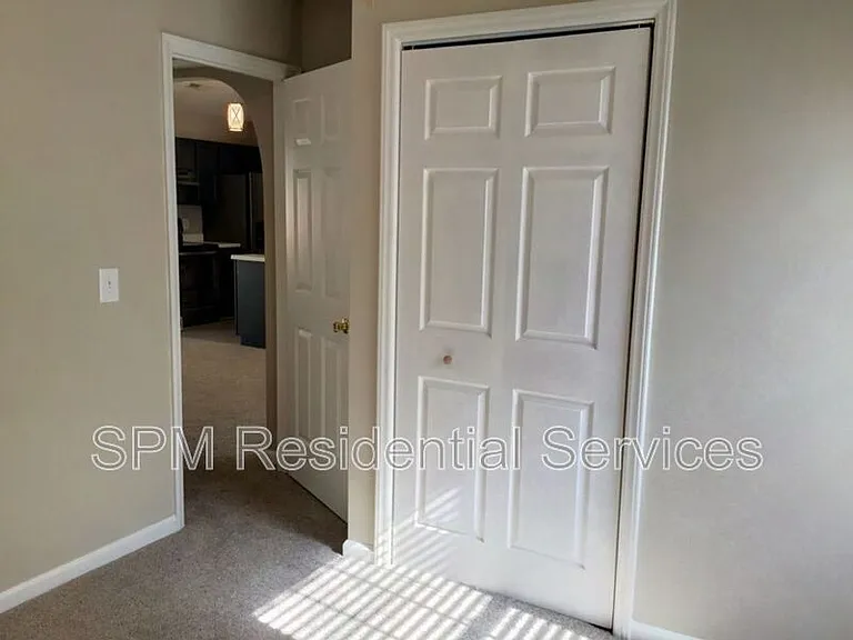 733 Grathwol Dr — Photo 11