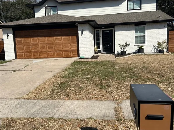 119 San Saba Dr, Portland, TX 78374