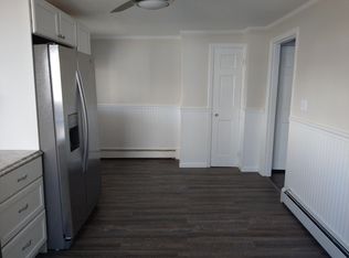 160 Aqueduct Rd, Cranston, RI 02910