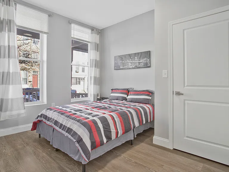 1807 Penrose Ave #1 — Photo 17