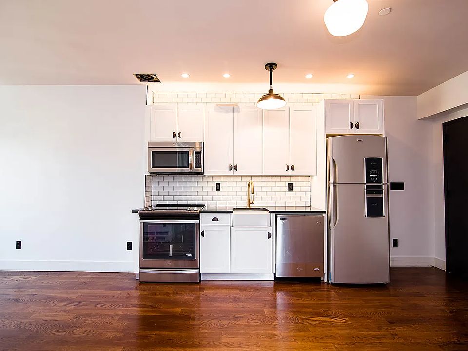1st image of 25 Brooklyn Ave #3E