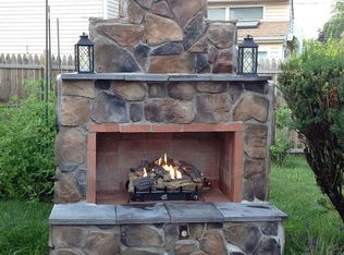 171 Wellington Dr, Warminster, PA 18974