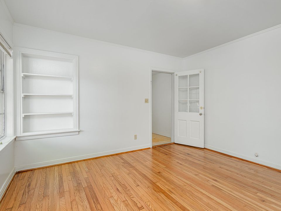 Bedroom with 2 closets.