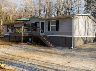 199 Old Zirconia Rd, Zirconia, NC 28790