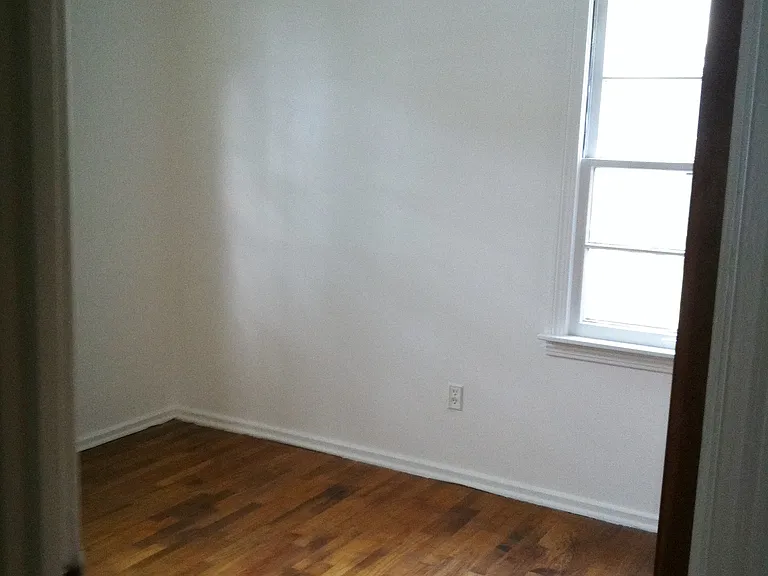 705 Jackson Blvd — Photo 7