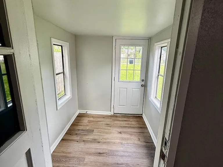 4341 Elm Ave — Photo 7