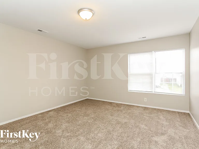 2709 Buckleigh Dr — Photo 13