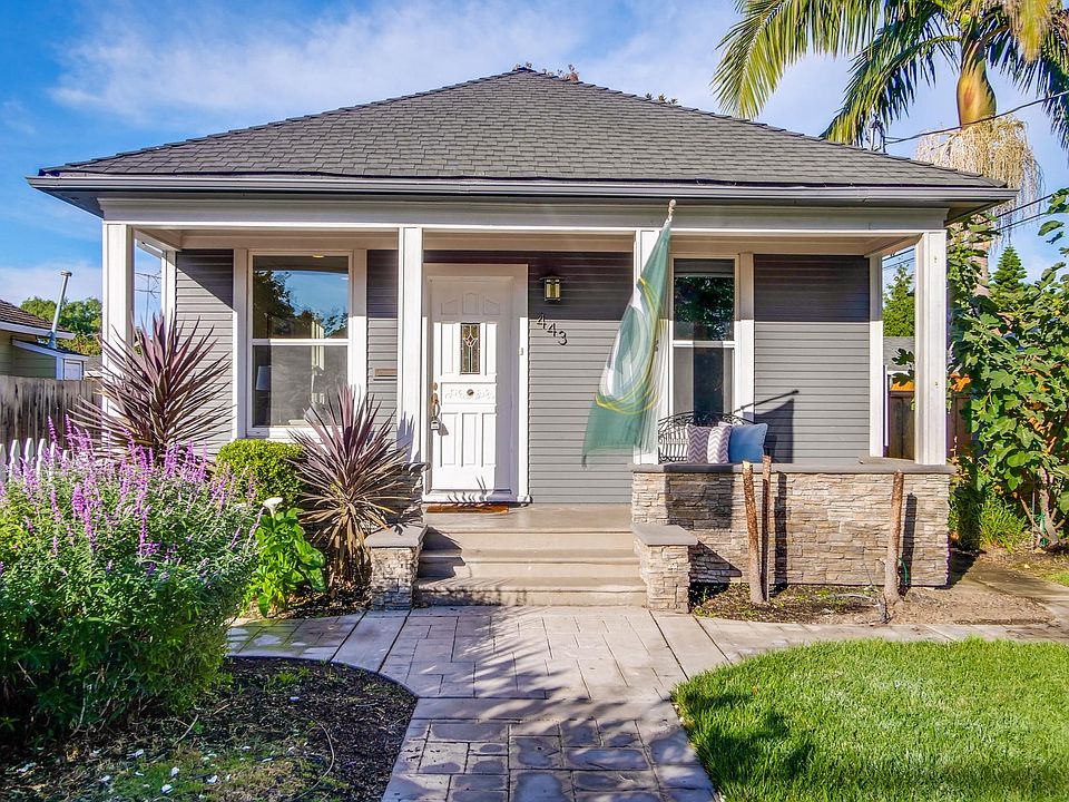 Absolutely Charming Cottage