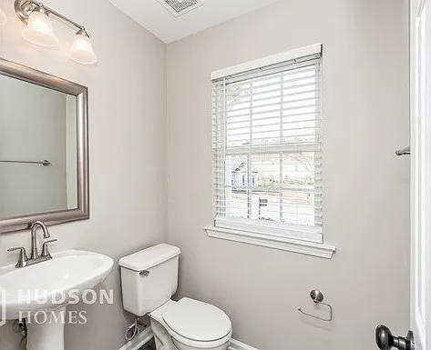 1404 Sagestone Ct — Photo 8