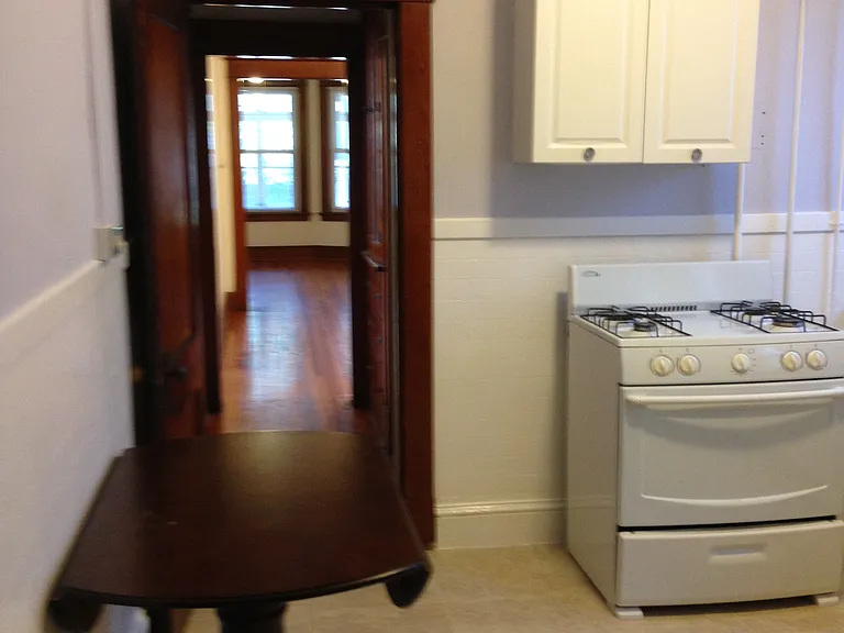 692 Myrtle Ave #1 — Photo 5