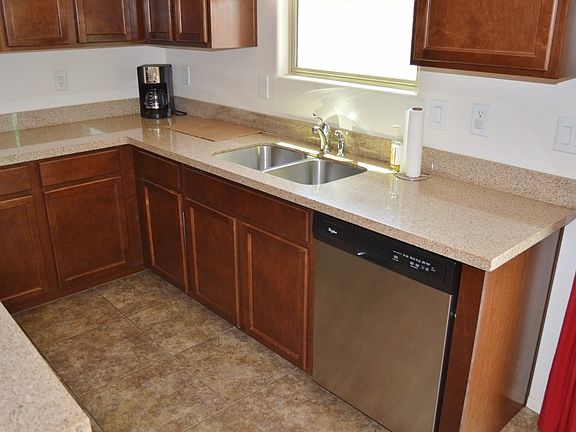 4th image of 17009 W Shiloh Ave