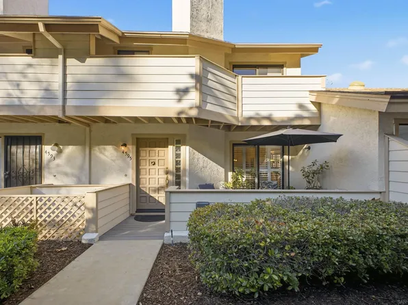 4595 Chateau Dr, San Diego, CA 92117