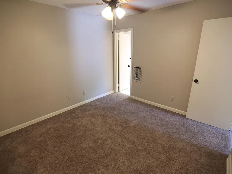 5101 H St #8 — Photo 7