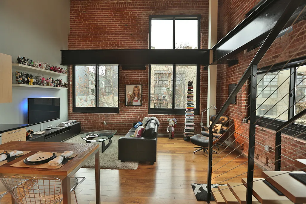 Building Photo - 88 Bush St #2131