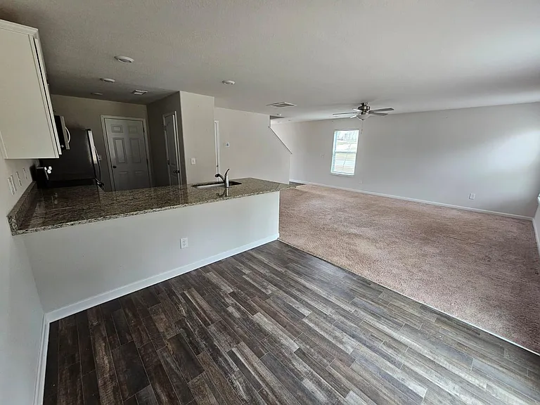 65 Windbreak Ln — Photo 4