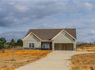 34 Paladian Way, Fort Mitchell, AL 36856