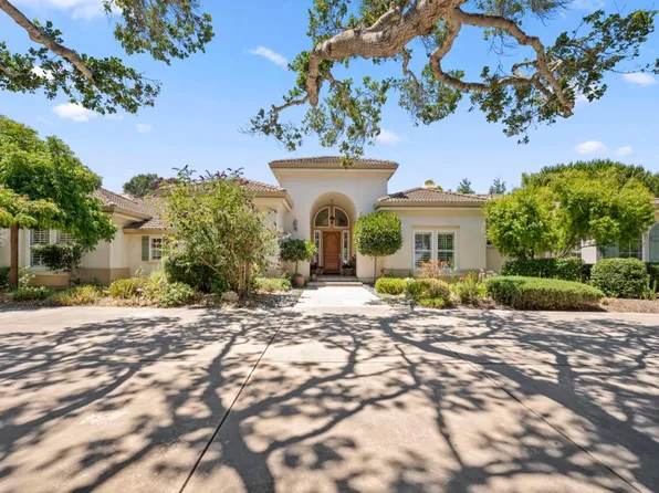 23500 Belmont Cir, Salinas, CA 93908