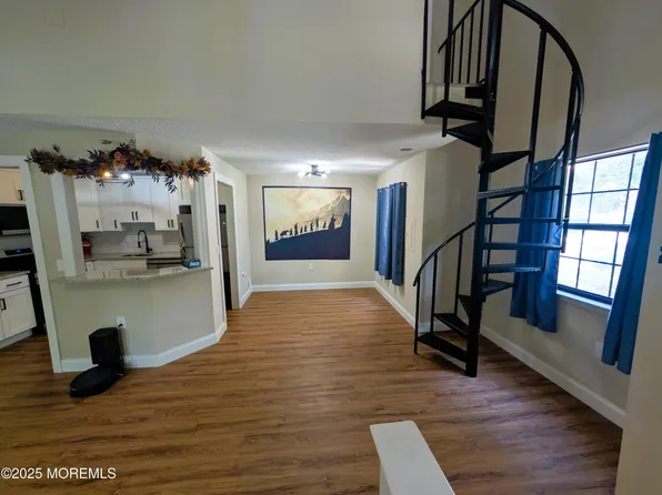 101 Begonia Court, Jackson, NJ 08527