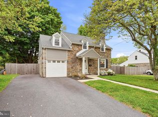 208 Parham Rd, Springfield, PA 19064
