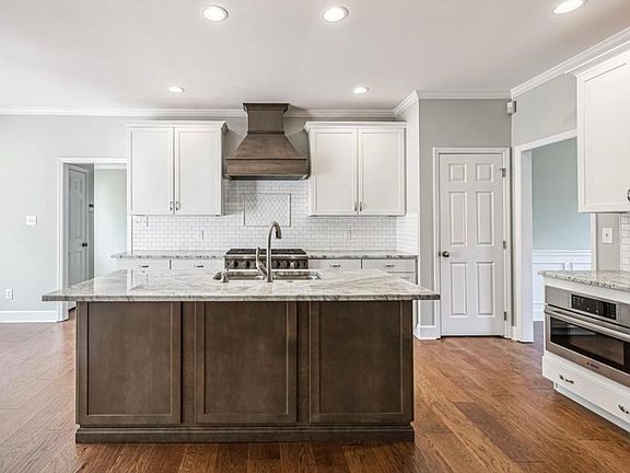 4th image of 10628 Eagles View Dr