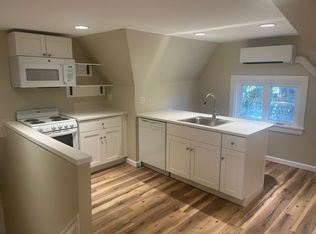 210 N York St APT 3, Pottstown, PA 19464