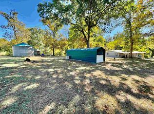 16856 R4 Rd, Mayetta, KS 66509