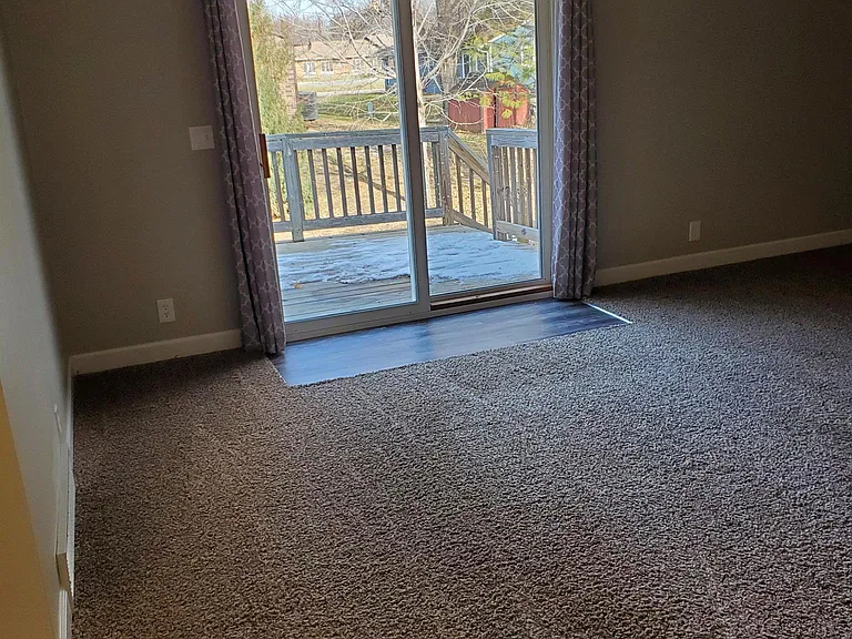 308 W Adams St — Photo 17
