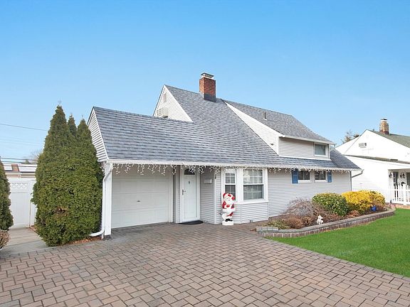 5th image of 28 Lion Ln