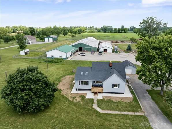 7195 Singer Rd, Dayton, OH 45424