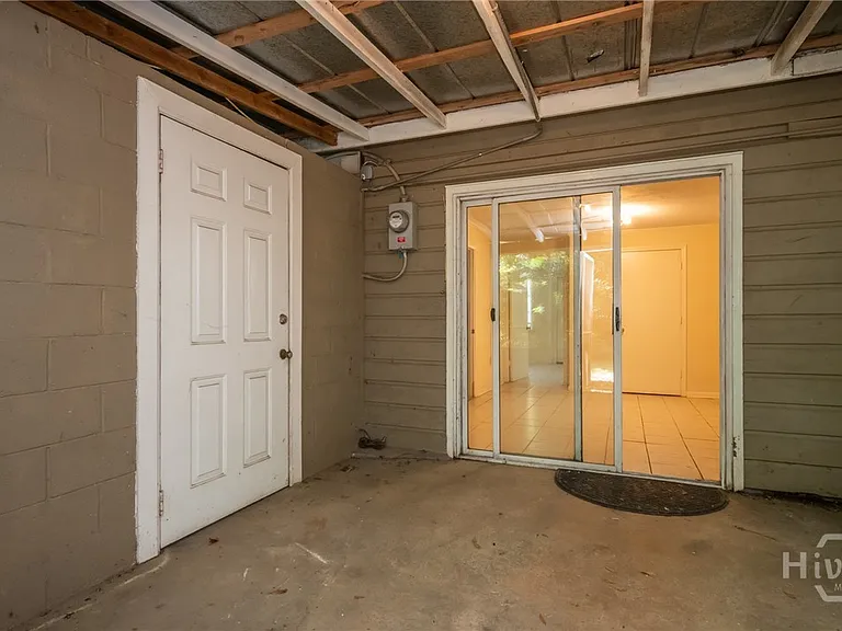 175 Habersham Way — Photo 37
