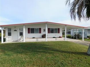 5328 Powhattan St, Zephyrhills, FL 33542
