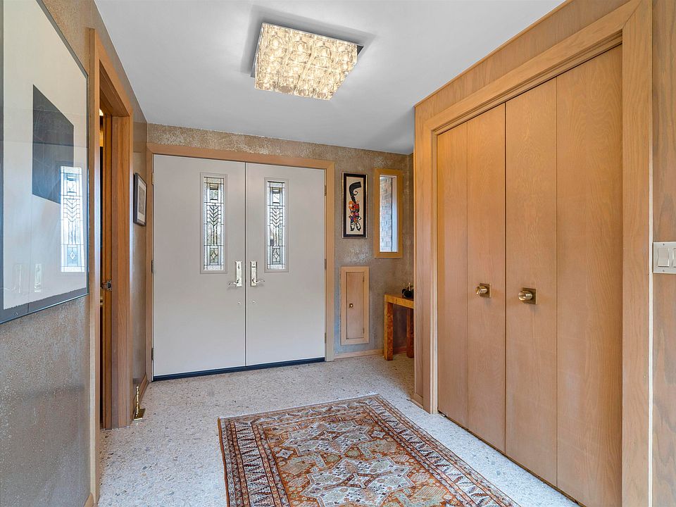 1140 Arrowhead Dr, Dubuque, IA 52003 Zillow