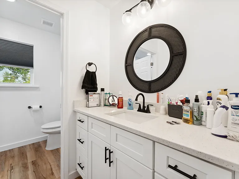 526 Camellia Ave — Photo 15
