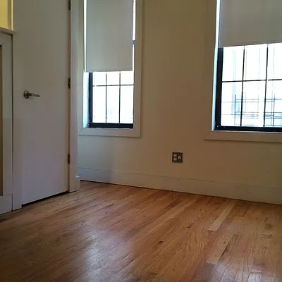Rented by Nooklyn NYC LLC | media 9