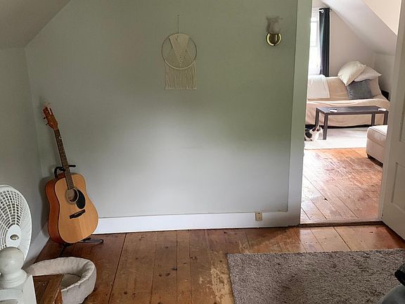 5th image of 32 Braman St Floor 3