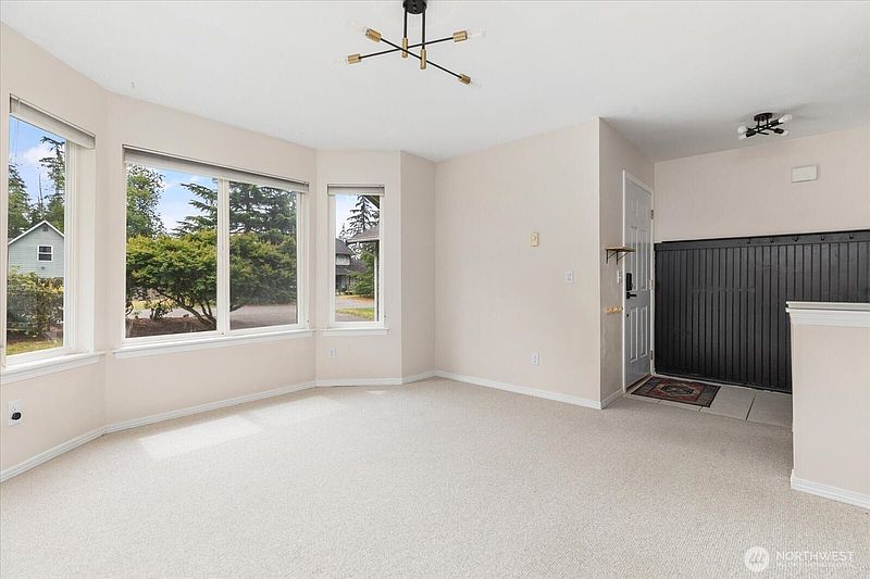 4th image of 4361 Shadowood Drive